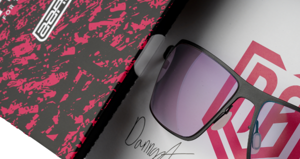 7483921 gamer eyewear photo